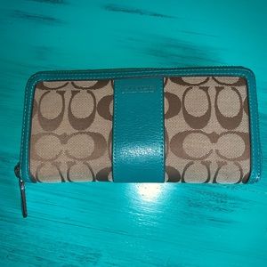 Coach Ziparound Accordion Wallet in Turquoise